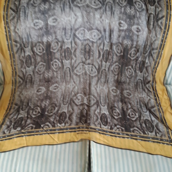 Scarf - Picture 2 of 2